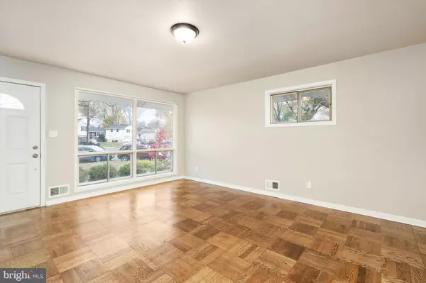 Hamilton, NJ 08690,14 CENTURY WAY