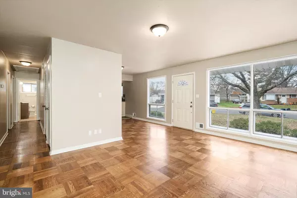 Hamilton, NJ 08690,14 CENTURY WAY