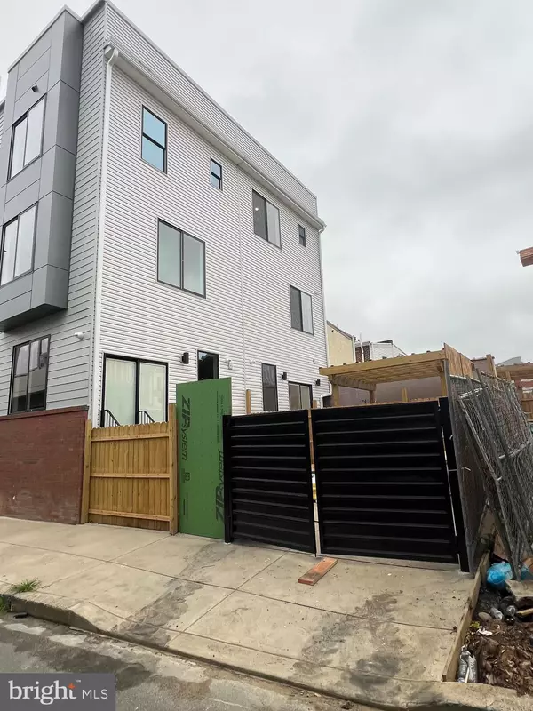 Philadelphia, PA 19125,1019 E PALMER ST