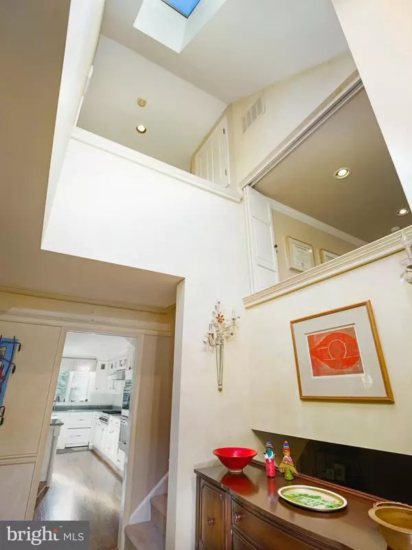 Haverford, PA 19041,530 NEW GULPH RD