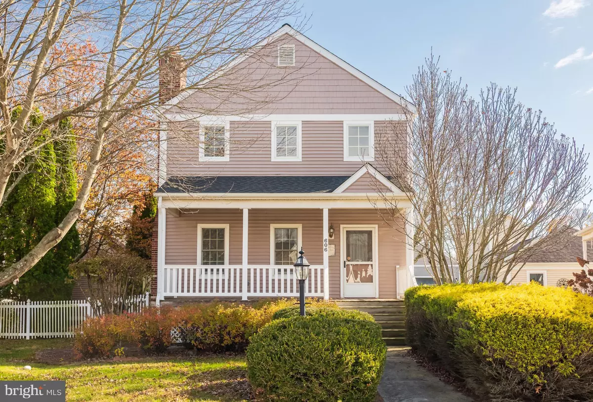 Downingtown, PA 19335,606 WEXFORD AVE