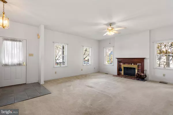 Downingtown, PA 19335,606 WEXFORD AVE