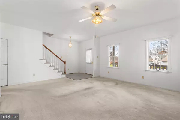 Downingtown, PA 19335,606 WEXFORD AVE