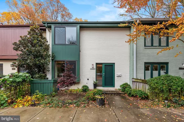 Reston, VA 20191,2057 GOLF COURSE DR