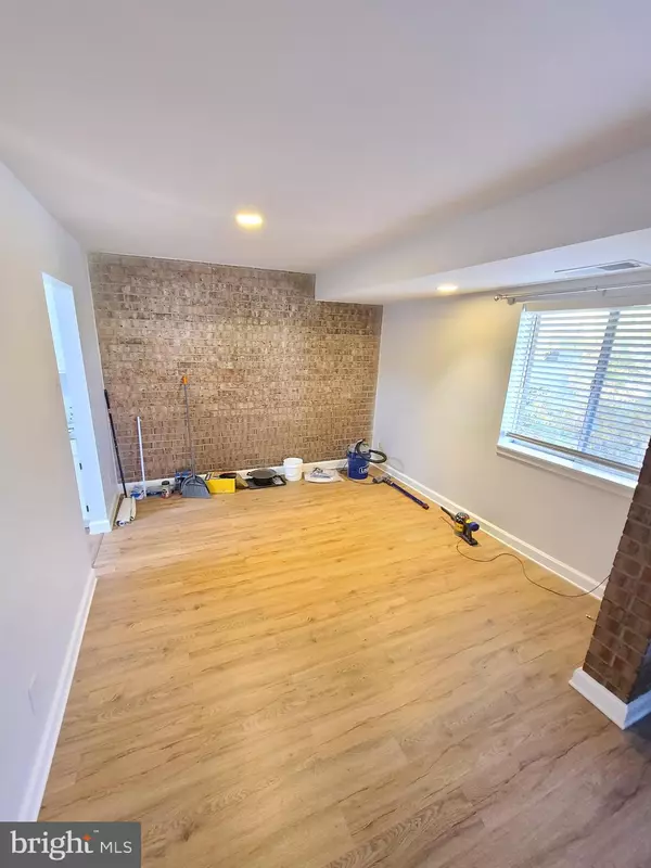 Gaithersburg, MD 20879,19419 BRASSIE PL #301