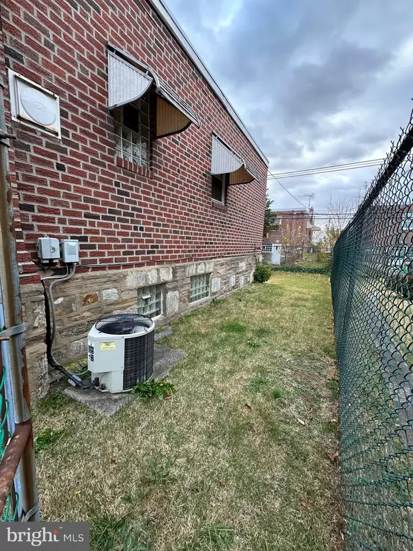 Philadelphia, PA 19152,2524 VISTA ST