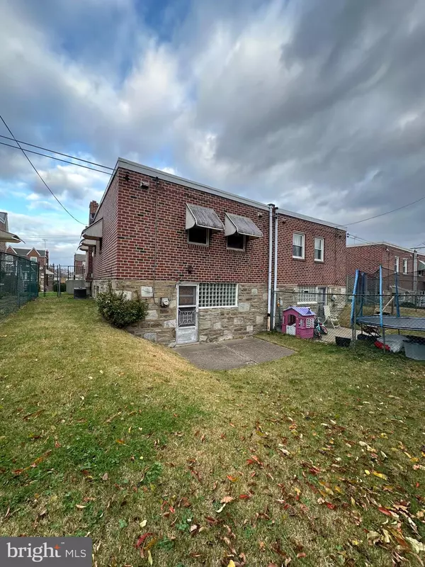 Philadelphia, PA 19152,2524 VISTA ST