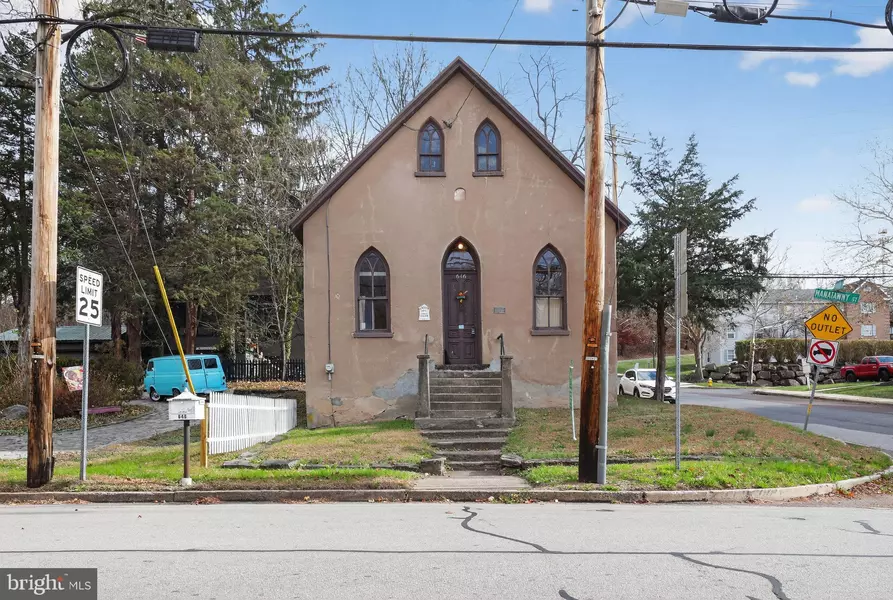 646 MANATAWNY ST, Pottstown, PA 19464