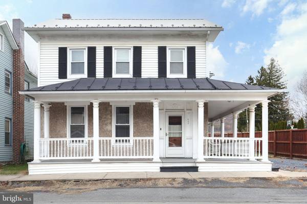 117 E MAIN ST, Rebersburg, PA 16872