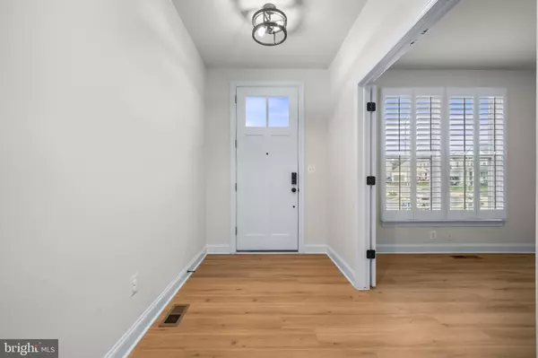 Manassas Park, VA 20111,9516 KIMBLETON HALL LOOP