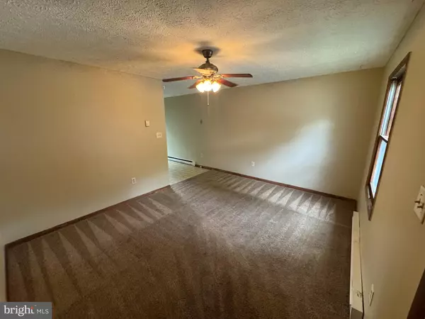 Winchester, VA 22601,512 ALLSTON CR