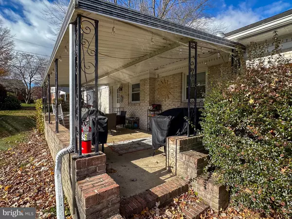 Lancaster, PA 17602,1942 DREXEL AVE