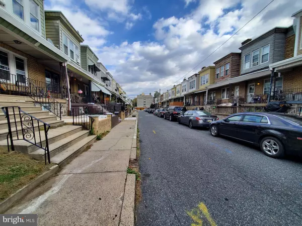 Philadelphia, PA 19124,959 CARVER ST