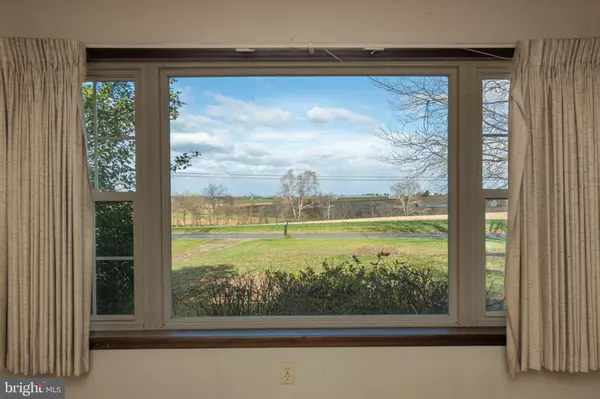 Willow Street, PA 17584,934 ORCHARD RD