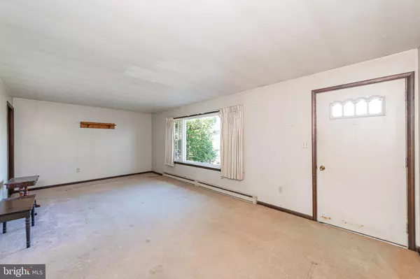 Willow Street, PA 17584,934 ORCHARD RD