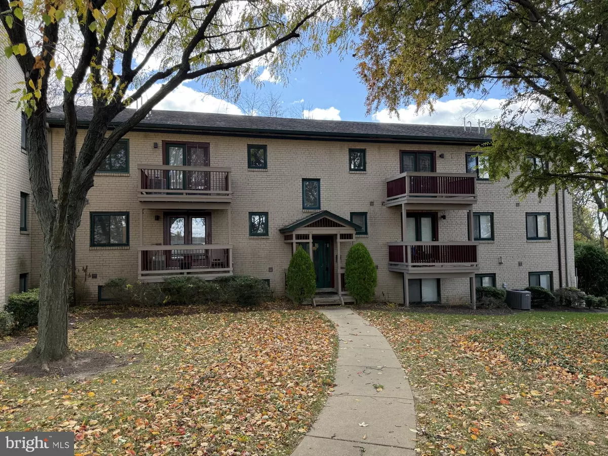 Wilmington, DE 19802,3308 EASTVIEW LN