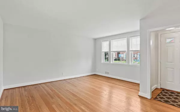 Catonsville, MD 21228,403 STRATFORD RD