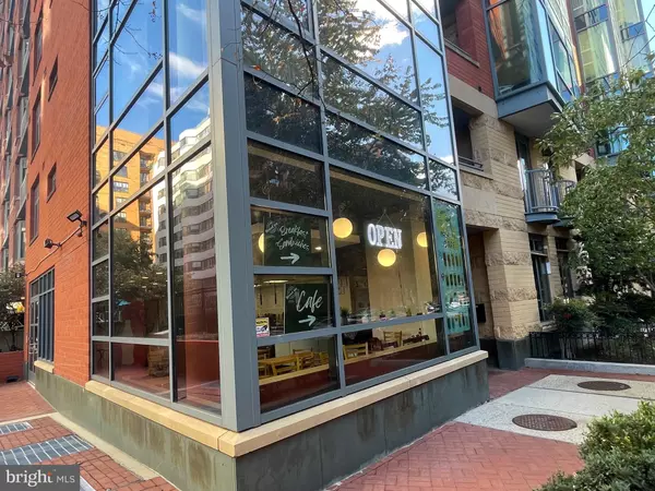 1117 10TH ST NW #C-2, Washington, DC 20001