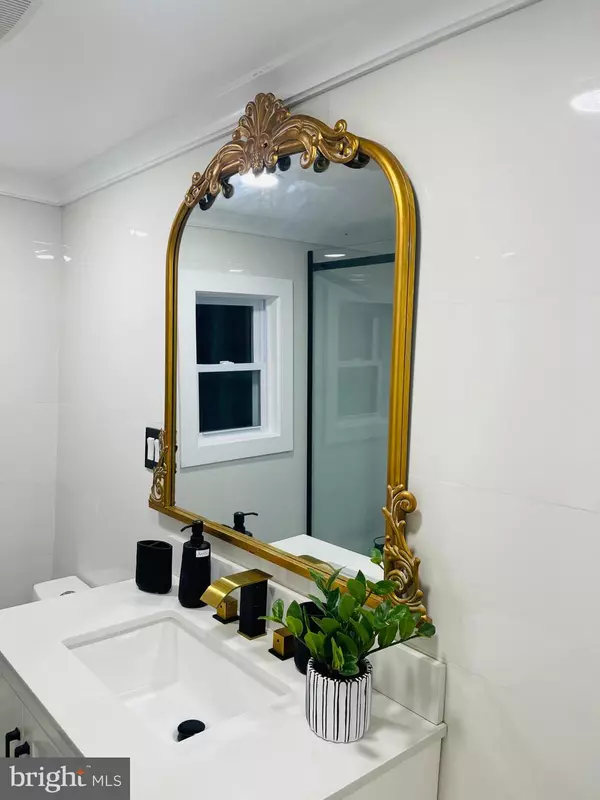 Reading, PA 19609,2326 FAIRVIEW ST