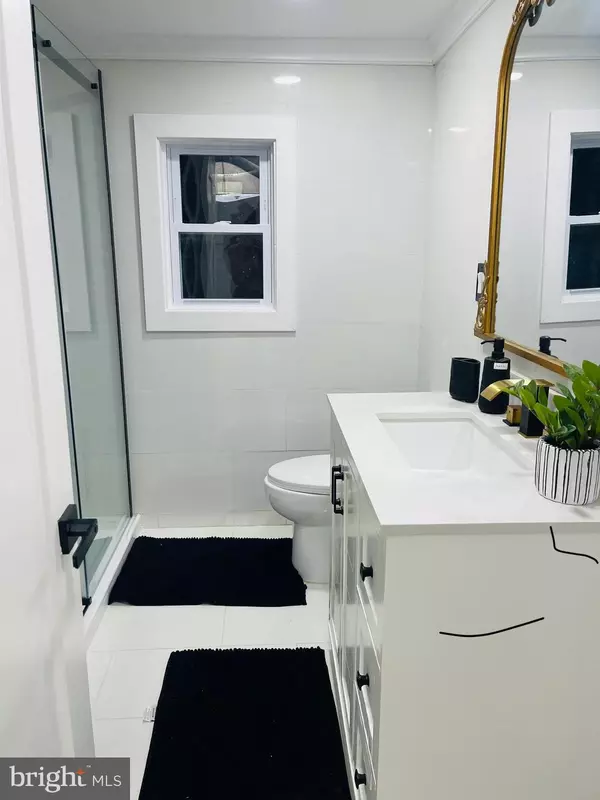 Reading, PA 19609,2326 FAIRVIEW ST