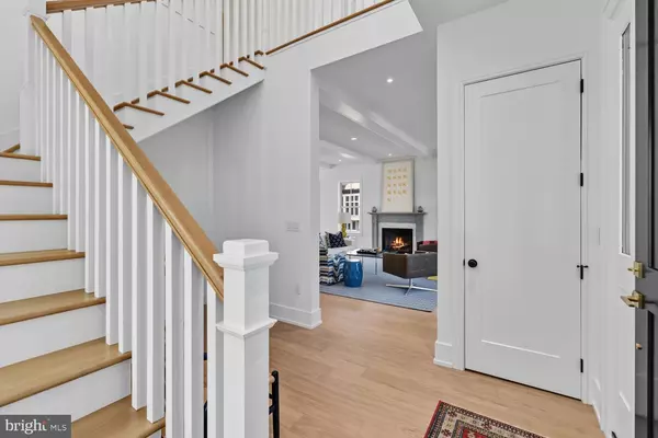 Philadelphia, PA 19119,14 PELHAM RD