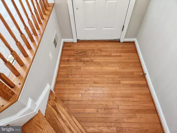 Dumfries, VA 22025,4330 GOLDEN GATE WAY