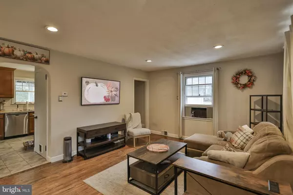 Allentown, PA 18104,4221 WINDSOR DR