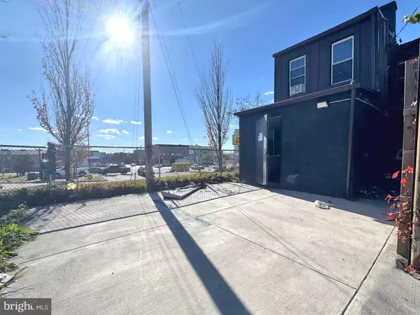 Baltimore, MD 21218,2527 GREENMOUNT AVE