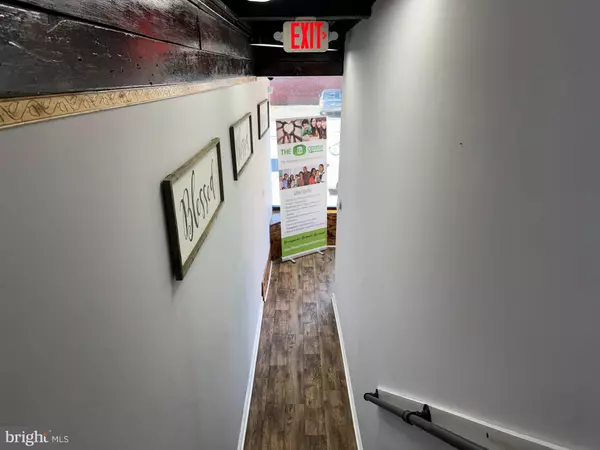 Baltimore, MD 21218,2527 GREENMOUNT AVE