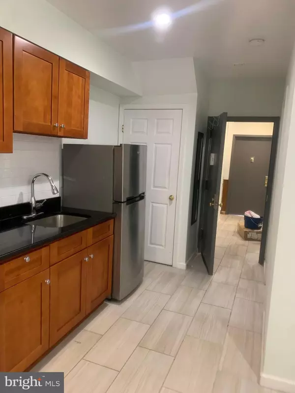 Philadelphia, PA 19147,630 SOUTH ST #2R