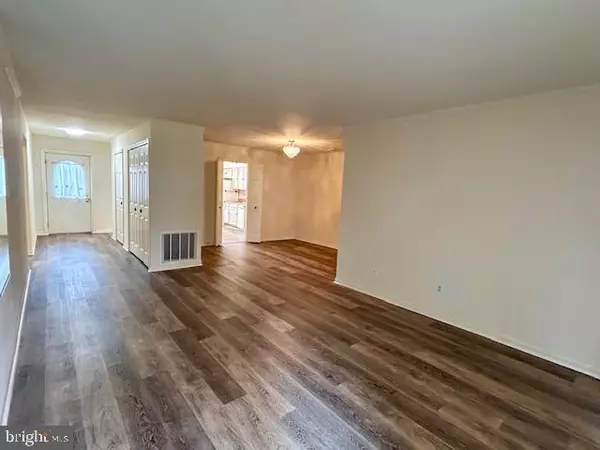 Windsor Mill, MD 21244,10 KETTLE CT #7-6F