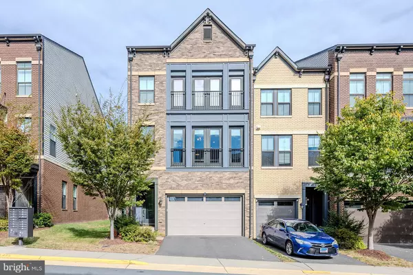 42298 IMPERVIOUS TER, Brambleton, VA 20148