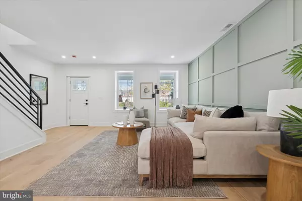 Philadelphia, PA 19128,409 MARTIN ST