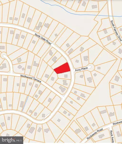 298 N GATE RD, Lake Ariel, PA 18436