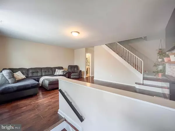 Philadelphia, PA 19154,3008 DERRY TER