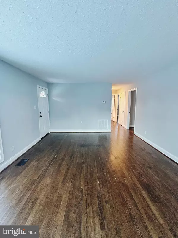 Orange, VA 22960,354 BERRY ST