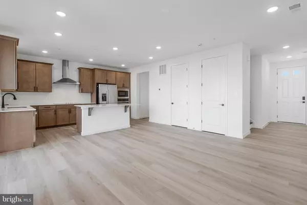 Glen Burnie, MD 21060,5724 HOWARD DR