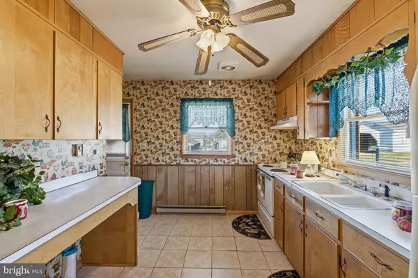 Stanley, VA 22851,115 SUNSET DR