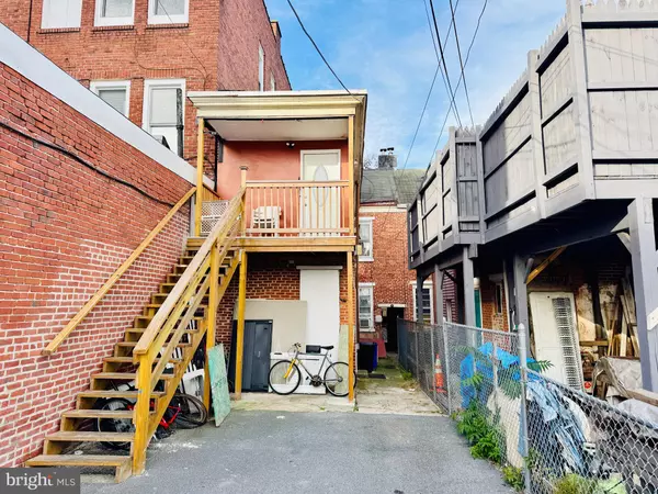 Reading, PA 19601,125 N 8TH ST