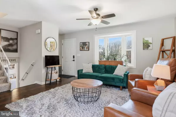 York, PA 17402,985 DIETZ RD