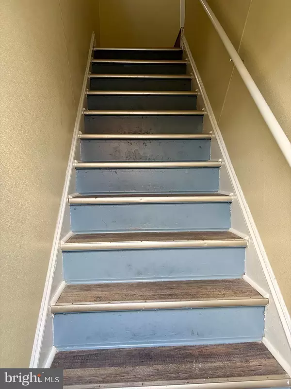 Trenton, NJ 08629,325 CUYLER AVE