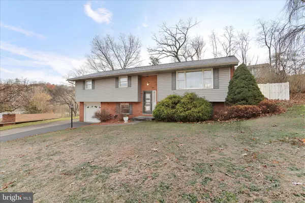 79 LEON DR, Fort Ashby, WV 26719