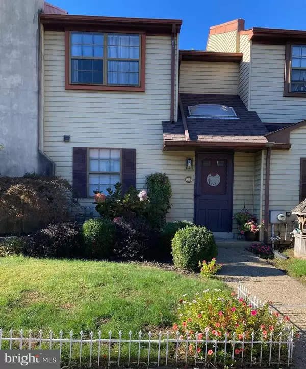 Warminster, PA 18974,904 ANDOVER PL