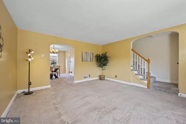 Baltimore, MD 21228,36 DARROW