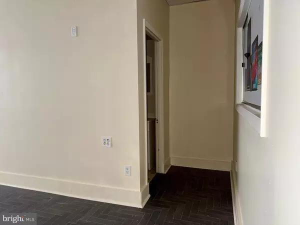 Manheim, PA 17545,54 S MAIN ST