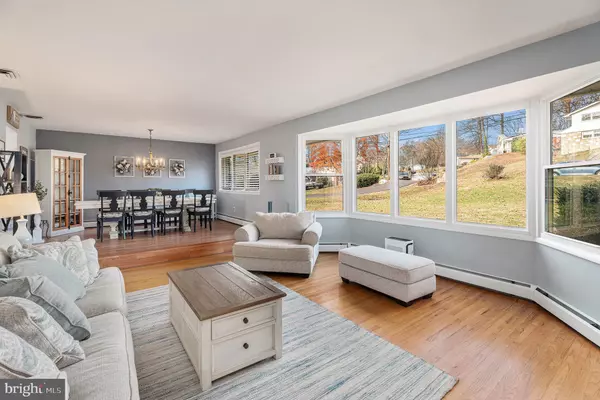 Dresher, PA 19025,541 CARDINAL DR