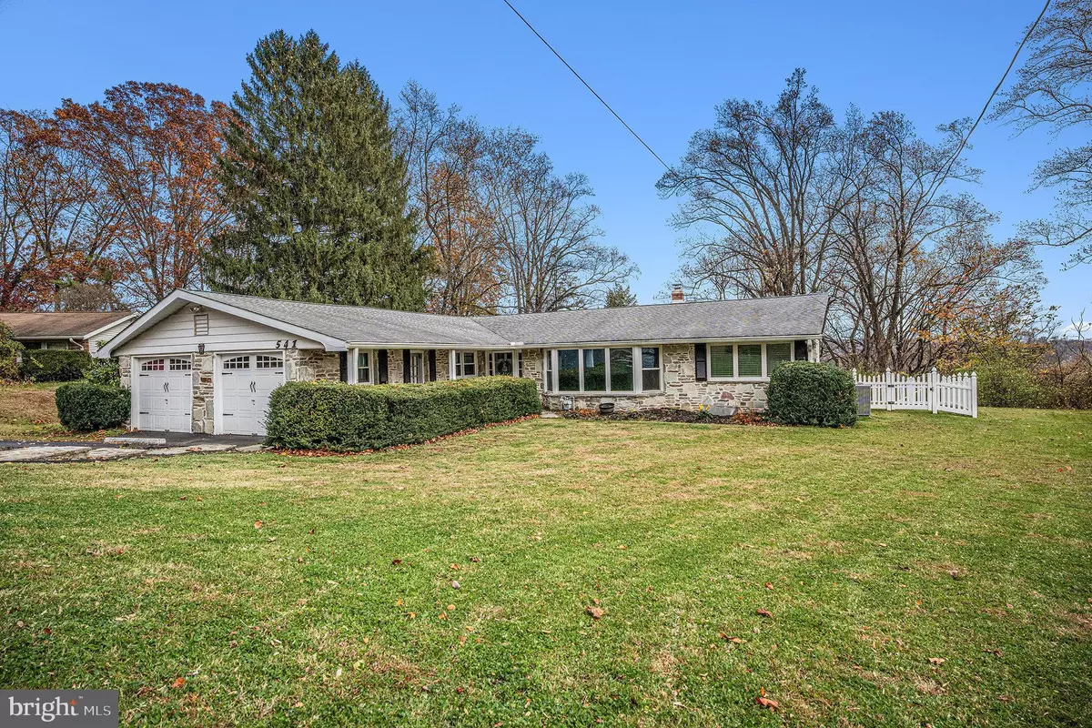 Dresher, PA 19025,541 CARDINAL DR