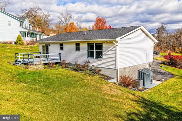 Cumberland, MD 21502,12507 THORNFIELD CIR NE