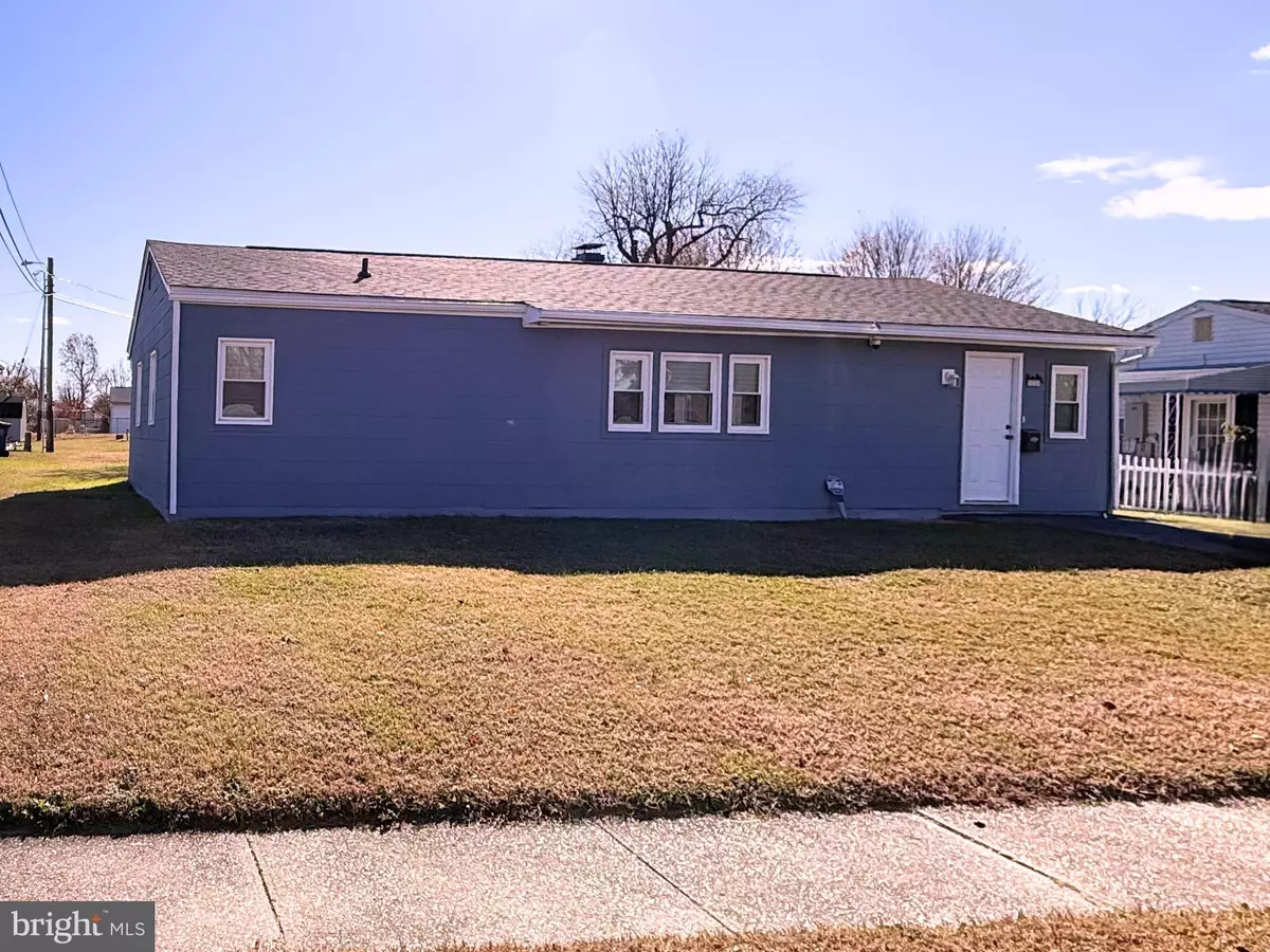 Dover, DE 19901,68 SAXTON RD