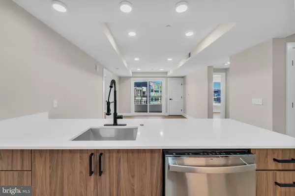 Washington, DC 20002,919 12TH ST NE #A303